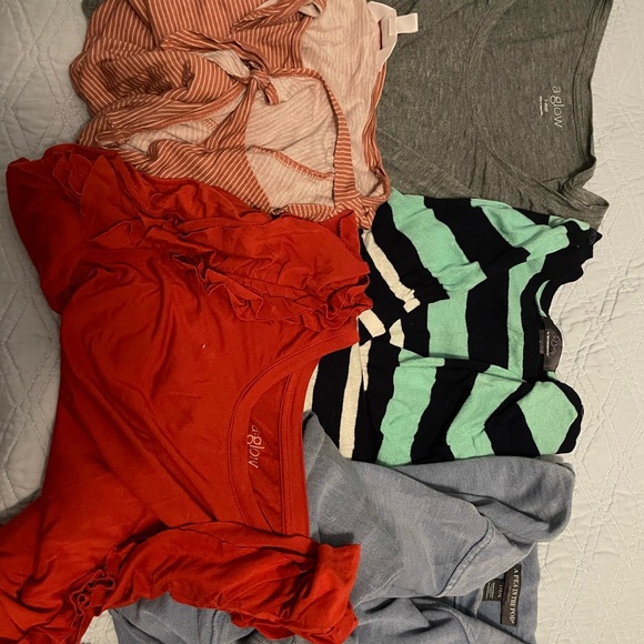 Eight size large maternity tops - Picture 2 of 2